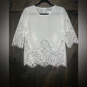 Chicos women’s blouse with lace Size 4/6